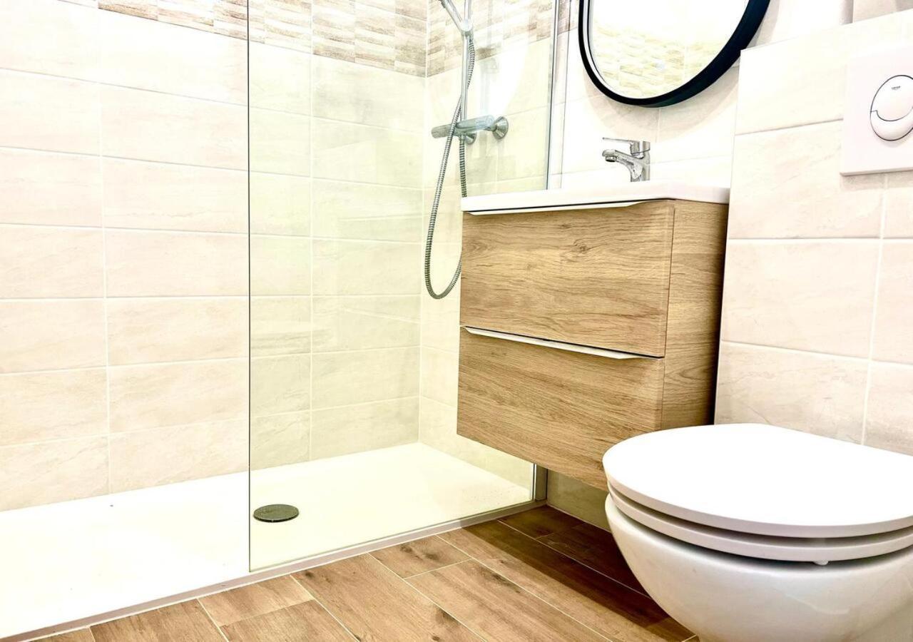 Studio Eclat Marine 3 Etoiles - Vue Mer - Parking-Clim-Plage A 20 Metres - Capitalchic Services Saint-Aygulf Fréjus Zewnętrze zdjęcie